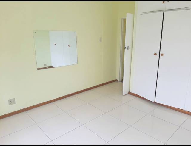 2 bed property to rent in ROSEBANK
